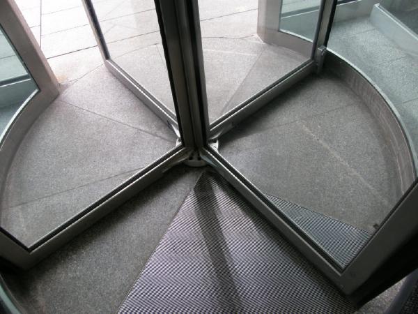 Revolving Door Brushes